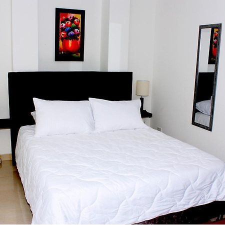 Apartasuites Aaa Modelia Bogota Buitenkant foto